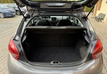 Peugeot 208 I Hatchback 5d Facelifting 1.2 PureTech 82KM 2018 Peugeot 208 1,2 83KM Klimatyzacja Serwis 1.2 Benzyna 83KM, zdjęcie 25