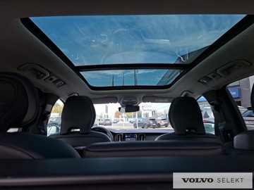 Volvo XC60 II Crossover Plug-In Facelifting 2.0 T6 350KM 2024 Volvo XC 60 XC60 T6 Plug-in AWD Plus Dark aut Pneu, zdjęcie 15