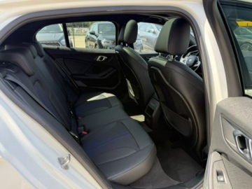 BMW Seria 1 F40 Hatchback 2.0 120d 190KM 2022 BMW 120 190ps*M-sport*Full Led, zdjęcie 28