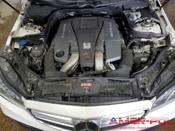Mercedes Klasa E W212 2014 Mercedes-Benz Klasa E _E63_AMG_4Matic_V8_5.5 L_577 km_2014r 5.5 Benzyna, zdjęcie 11