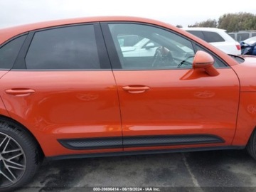 Porsche Macan 2023 Porsche Macan 2023r, T, 2.0, 4x4 2.0 Benzyna 262KM, zdjęcie 4