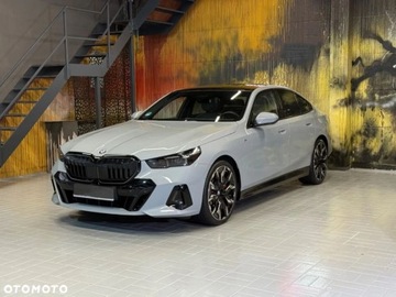 BMW Seria 5 G90-91 Sedan 2.0 20d 197KM 2025 BMW Seria 5 BMW Seria 5 520d xDrive mHEV M Sport 2.0 Hybryda 197KM, zdjęcie 2
