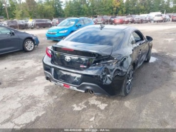 Toyota GR86 2022 Toyota GR86 2022r., 2.4L 2.4 Benzyna 228KM, zdjęcie 2