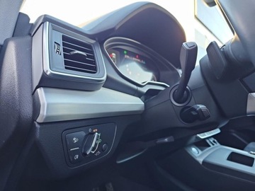 Audi Q5 II SUV Facelifting 2.0 40 TDI 204KM 2023 Audi Q5 matrixy, hak, aktywny tempomat, grzane fotele 2.0 Diesel 204KM, zdjęcie 10
