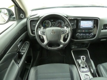 Mitsubishi Outlander III 2016 Mitsubishi Outlander HYBRYDA204 KONIE4X4204 KONIESKORYGWARANCJA 2.0, zdjęcie 5