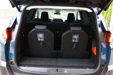 Peugeot 5008 II Crossover Facelifting 1.5 BlueHDi 130KM 2022 Peugeot 5008 1.5 HDI 130KM Automat Bezwypadkowy 100 Serwis 7 Foteli FV23, zdjęcie 35