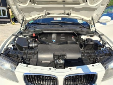 BMW Seria 1 F20-F21 Hatchback 5d 116d 116KM 2011 BMW Seria 1 BMW Seria 1 2.0 Model 116d 2.0diesel 116KM 2.0 Diesel 116KM, zdjęcie 10