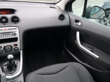 Peugeot 308 I SW 2.0 HDi FAP 136KM 2009 Peugeot 308 2.0 HDI, 7 miejsc, Klima, Klimatronic, zdjęcie 7