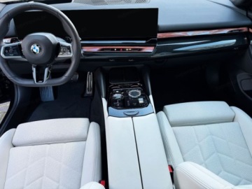 BMW Seria 5 G90-91 2026 Od ręki - 520i (208KM) M Sport | Kamera 360 + Zawieszenie sportowe, zdjęcie 6