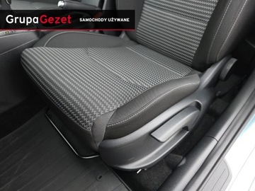 Kia Ceed III Hatchback Facelifting  1.5 T-GDI 140KM 2024 Kia Ceed 1.5 T-GDI 140KM 6MT FV23% m+winter salon PL kamera czujniki NAVI, zdjęcie 11