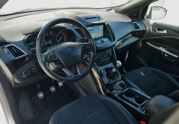 Ford Kuga II SUV Facelifting 2.0 TDCi 150KM 2017 Ford Kuga Ford Kuga 2.0 TDCi AWD ST-Line 2.0 Diesel 150KM, zdjęcie 21