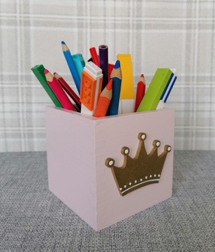 Организатор основной контейнер для карандаша с названием