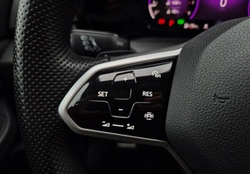 Volkswagen Golf VIII GTI 2.0 TSI 245KM 2022 Volkswagen Golf GTI 2.0TSI 245KM DSG ASO Led Ambiente Czuj.Park CarPlay 18, zdjęcie 17