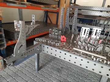 Системный контакт 28, системный монтажный контакт 28