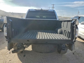 Toyota Tundra II 2025 Toyota Tundra Crewmax SR 2025 3.4 Benzyna 389KM, zdjęcie 2