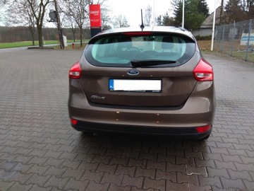 Ford Focus III Hatchback 5d facelifting 1.6 Ti-VCT 105KM 2017 Ford Focus III 1,6i16V LPG, zdjęcie 4