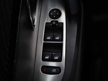 Peugeot 2008 II SUV 1.2 PureTech 100KM 2020 Peugeot 2008 1.2 PureTech, Salon Polska, zdjęcie 21