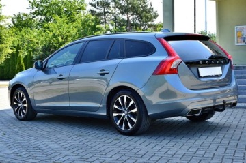 Volvo V60 I Kombi Facelifting 2.0 D2 DRIVE-E 120KM 2018 Volvo V60 LiFT 2,0 Disel Ledy Skóra Klimatronik, zdjęcie 14