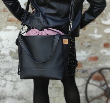 Большая сумка для коляски, с набором лямок и вышивкой.