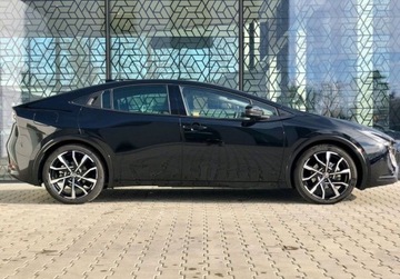 Toyota Prius V (XW60) 2.0  Hybrid Dynamic Force Plug-in 223KM 2023 Toyota Prius Prius Rej. 2024 Prestige FV23 Salon PL Serwis ASO 1 wl., zdjęcie 2