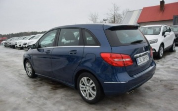 Mercedes Klasa B W246 Sports Tourer 180 BlueEFFICIENCY 122KM 2012 Mercedes-Benz Klasa B 1.6B Klima 2 KPL Kol Navi Grzane Fotele Sprowadzony, zdjęcie 7