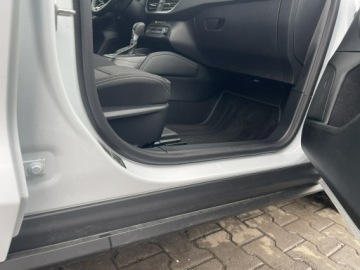 Ford Focus IV Kombi Facelifting 1.0 EcoBoost MHEV 155KM 2026 Ford Focus Podgrzewane: fotele, kierownica, szyba, zdjęcie 5