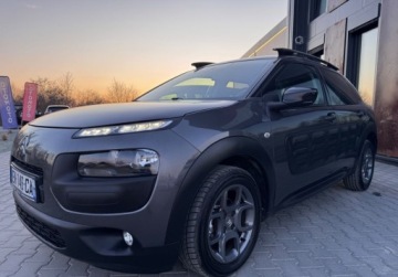 Citroen C4 Cactus Crossover 1.2 PureTech 82KM 2017 Citroen C4 Cactus Citroen C4 Cactus bezwypadek 1.2 Benzyna 82KM