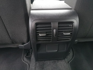 Volkswagen Passat B7 Variant 2.0 TDI CR DPF BlueMotion 140KM 2011 Volkswagen Passat 2.0 TDI 140KM Klimatronic, zdjęcie 19