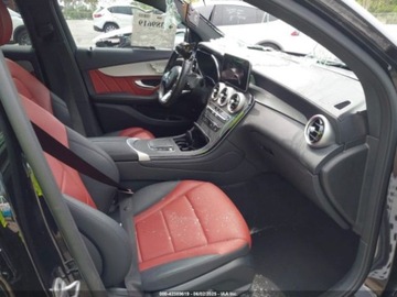 Mercedes GLC C254/X254 2023 Mercedes-Benz GLC 300 4Matic Coupe 2023 2.0l 2.0 Benzyna 255KM, zdjęcie 9