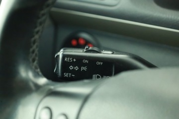 Volkswagen Touran I 1.9 TDI 105KM 2007 VW Touran 1.9 TDI, Klima, Klimatronic, Tempomat, zdjęcie 12