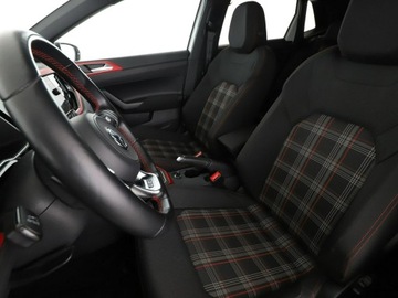 Volkswagen Polo VI GTI 2.0 TSI 200KM 2020 Volkswagen Polo GTI DSG Virtual Navi Czujniki, zdjęcie 12
