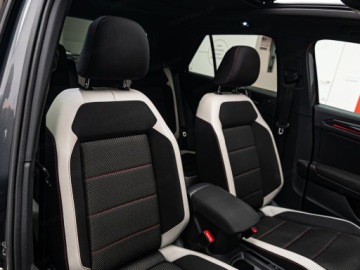 Volkswagen T-Roc I SUV 2.0 TSI 190KM 2017 VOLKSWAGEN T-ROC 2.0 TSI 4Mot. Premium DSG Suv 190KM 2017, zdjęcie 6