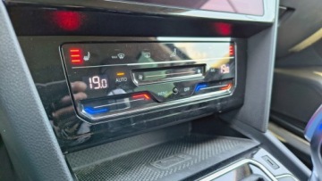 Volkswagen Passat B8 2020 Volkswagen Passat Variant GTE 218 KM Hybryda Plug-, zdjęcie 33