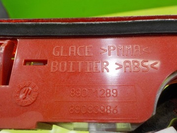 PEUGEOT PARTNER III FACELIFT 1.6 HDI 12R SVĚTLO STOP 9682830180