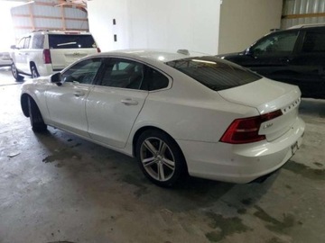 Volvo S90 II 2017 Volvo S90 2017 Volvo S90 T5 FWD Momentum 2.0 Benzyna 250KM, zdjęcie 2