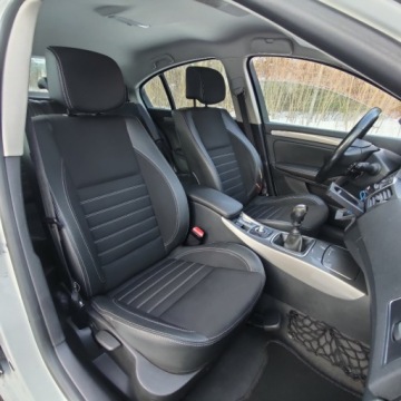 Renault Laguna III Hatchback Phase II 2.0 16v E85 eco2 140KM 2014 Renault Laguna Renault Laguna Lift 2.0b Jeden Wlasciciel LED 2.0 140KM, zdjęcie 15