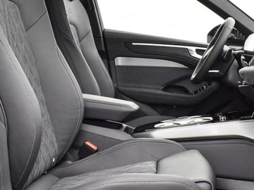 Audi A6 C8 Avant Plug In Facelifting 2.0 55 TFSI e 367KM 2025 AUDI A6 e-Hybrid quattro Avant Combi 2.0 (367 KM) 2025, zdjęcie 12