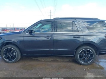 Ford Expedition III 2022 Ford Expedition Limited 2022 3.5 Benzyna 400KM, zdjęcie 2