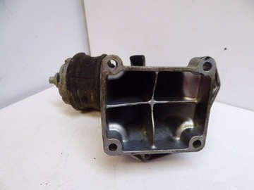 C TŘÍDA W203 UCHYCENÍ ULOŽENÍ MOTORU 1.8 16V