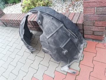 AUDI E-TRON 55 4KE 19- PODBĚH PRAVÉ PŘEDNÍ