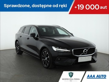 Volvo V60 II  Kombi 2.0 D3 150KM 2020 Volvo V60 D3 2.0, Salon Polska, 1. Właściciel