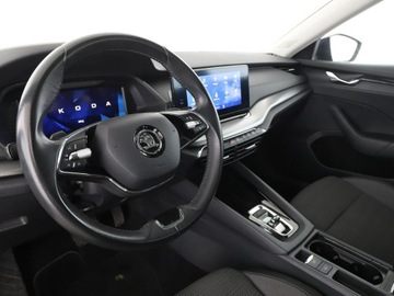 Skoda Octavia IV Liftback 1.0 TSI EVO 110KM 2021 Škoda Octavia Skoda Octavia mHEV DSG virtual, zdjęcie 13