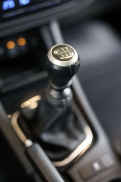 Toyota Auris II Touring Sports Facelifting 1.6 Valvematic 132KM 2017 Toyota Auris 1.6 Selection 1.6 Benzyna 132KM, zdjęcie 18