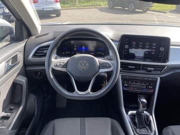 Volkswagen T-Roc I SUV Facelifting 1.5 TSI ACT 150KM 2023 Volkswagen T-Roc 1.5 TSI Carplay Keyless Salon PL, zdjęcie 9
