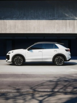Volkswagen T-Roc II 2026 Volkswagen T-Roc R-Line 2.0 eTSI 4Motion 204 KM, zdjęcie 4
