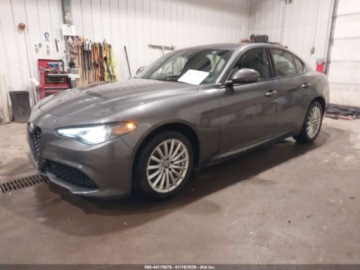 Alfa Romeo Giulia II Sedan Facelifting 2.0 Turbo 280KM 2023 Alfa Romeo Giulia Sprint 2023 2.0 Benzyna 280KM, zdjęcie 1