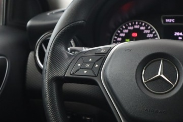 Mercedes Klasa A W176 Hatchback 5d 1.6 180 BlueEFFICIENCY 122KM 2014 Mercedes A A 180, Klima, zdjęcie 17