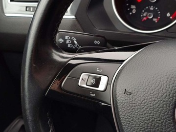 Volkswagen Tiguan Allspace SUV 2.0 TDI 150KM 2021 Volkswagen Tiguan Allspace Allspace DSG El. klapa Masaze Kamera 2.0, zdjęcie 13