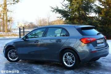 Mercedes Klasa A W177/V177 Hatchback 1.3 160 109KM 2020 Mercedes-Benz Klasa A Mercedes-Benz Klasa A 160 Style 1.3 Benzyna 109KM, zdjęcie 5