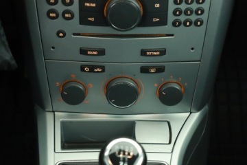 Opel Astra J Sports Tourer 1.6 Twinport ECOTEC 115KM 2012 Opel Astra 1.6 16V, Salon Polska, Serwis ASO, zdjęcie 10